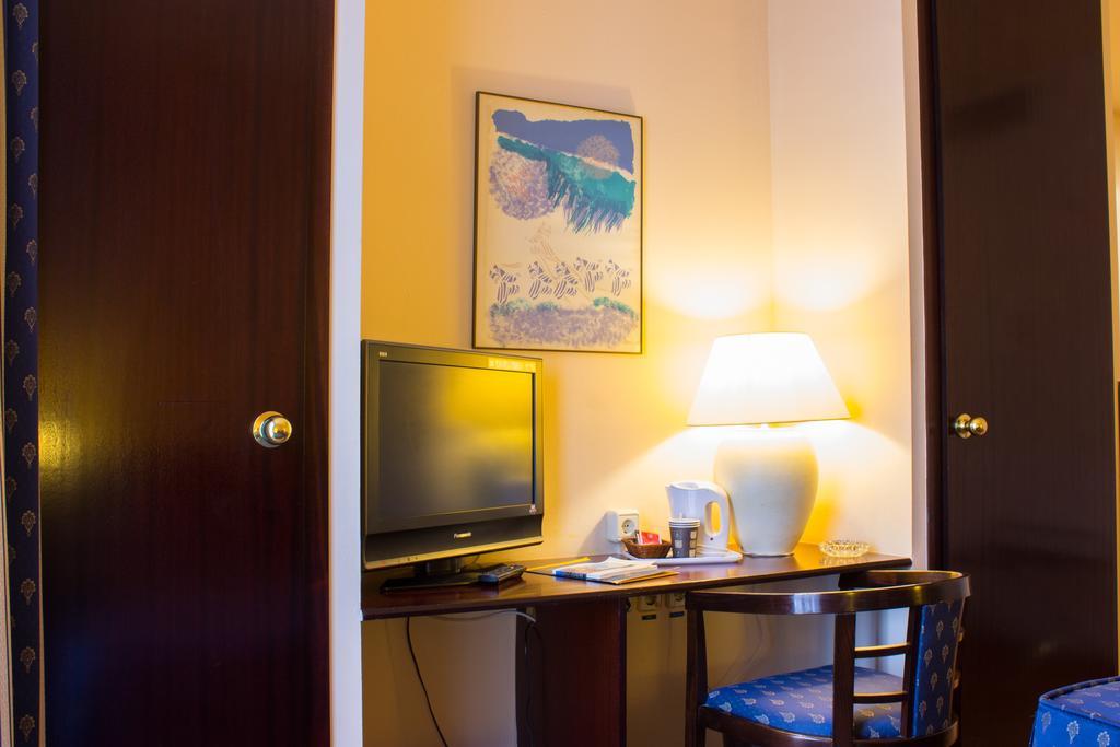 Atlantis By Atbcn Hotel Barcelona Bagian luar foto